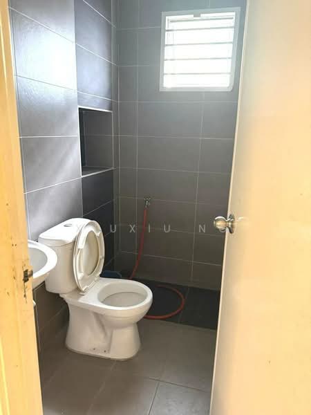 Taman JP Perdana Tamans JPs Perdanas untuk Untuk Disewa - RM 2,400 /bulan, Mac 2026 - Bathroom - PropertyGuru.com.my