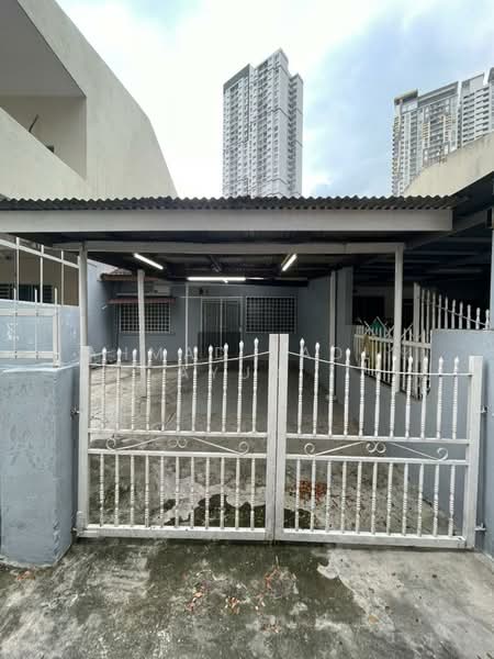 Teres 1 tingkat menghadap padang Taman Setapak untuk Untuk Disewa - RM 2,000 /bulan, Feb 2026 - Exterior - PropertyGuru.com.my