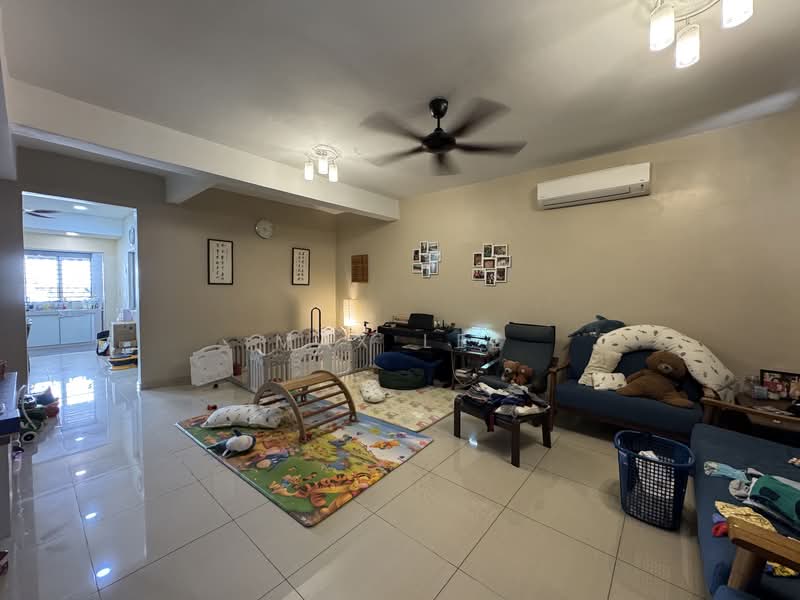 2-storey Terraced House for Sale in Bandar Mahkota Cheras (Cheras) - Max Lee - Living Room - PropertyGuru.com.my