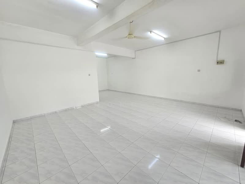 Taman Universiti Taman Pulai Utama untuk Untuk Dijual - RM 600,000, Mac 2026 - Interior - PropertyGuru.com.my