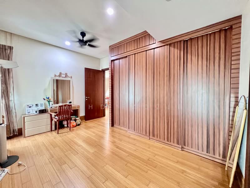 Bungalow for Sale in Bukit Jelutong (Shah Alam) - Mohd Fadzli - Bedroom - PropertyGuru.com.my