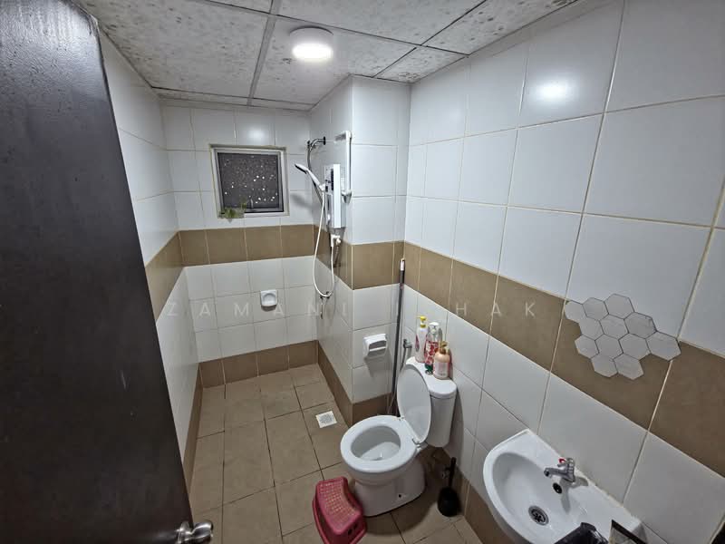 Apartment for Sale at Serunai - Zamani Ishak - Bathroom - PropertyGuru.com.my