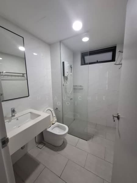 Vertu Resort untuk Untuk Disewa - RM 1,650 /bulan, Mac 2026 - Bathroom - PropertyGuru.com.my