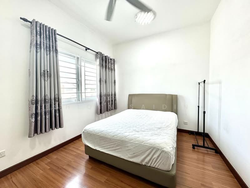 Rumah Teres 2 Tingkat untuk Dijual di Bandar Puncak Alam (Puncak Alam) - Shiqin Saidin - Bedroom - PropertyGuru.com.my