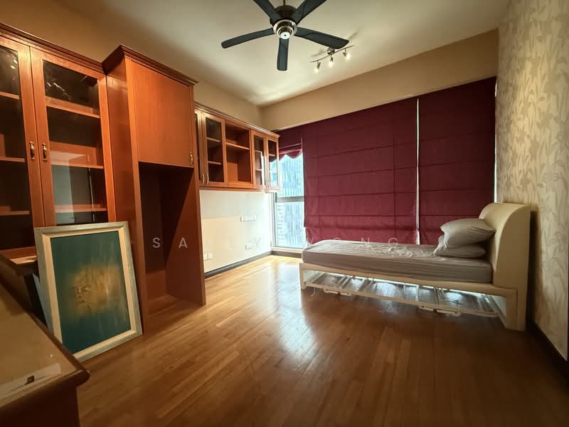 Kondominium untuk Dijual di Cendana - Sally Wong - Bedroom - PropertyGuru.com.my