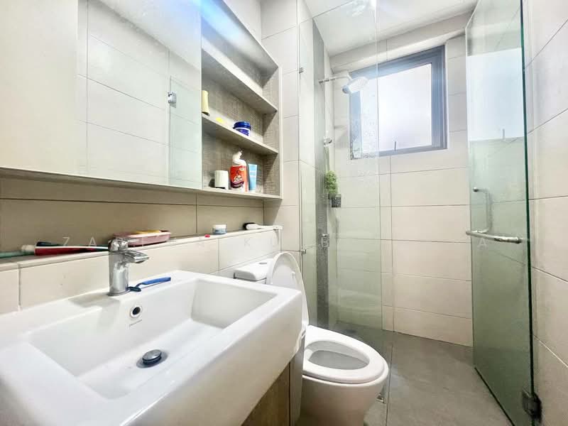 Condominium for Sale at Lake Point Residence - Zarema Kulbuzheva - Bathroom - PropertyGuru.com.my
