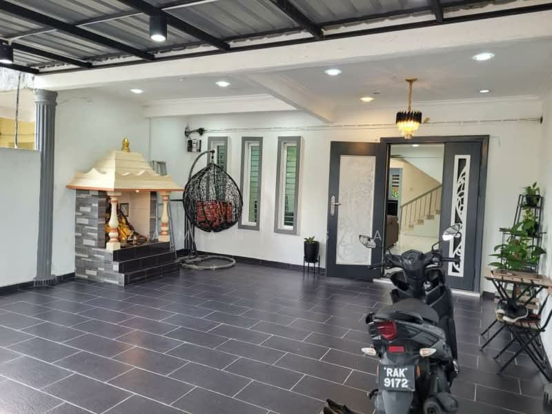 2-storey Terraced House for Sale in Taman Sentosa (Klang) - Zamani Ishak - Entrance - PropertyGuru.com.my