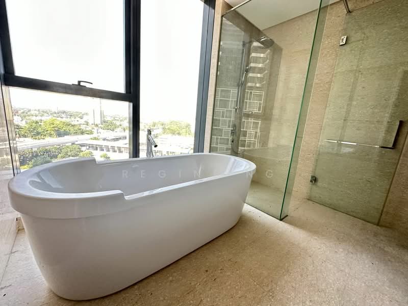 Service Residence for Sale at The Astaka @ 1 Bukit Senyum - Regine Ng - Bathroom - PropertyGuru.com.my