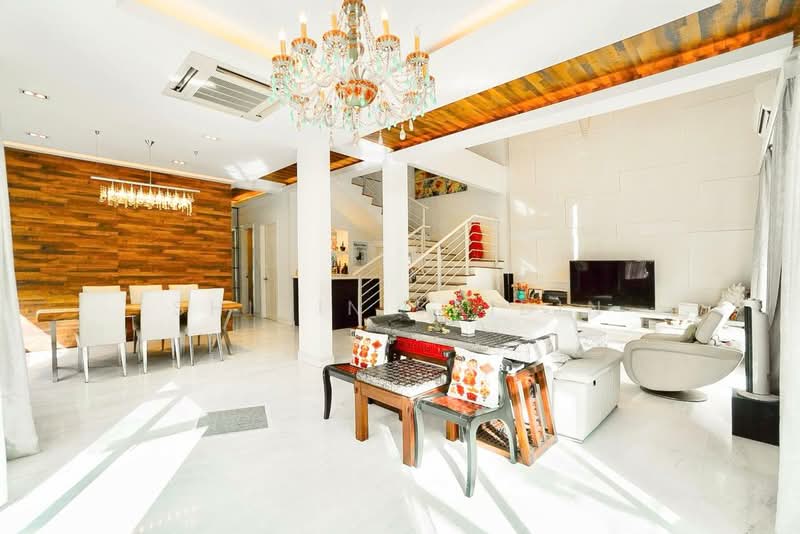 Semi-Detached House for Sale in Riverview Kemensah (Melawati) - Shiqin Saidin - Living Room - PropertyGuru.com.my