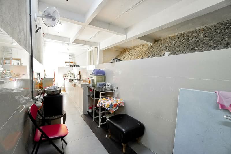 Semi-Detached House for Sale in Riverview Kemensah (Melawati) - Shiqin Saidin - Kitchen - PropertyGuru.com.my