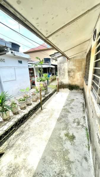 Terraced House for Sale in Taman Sri Nanding (Hulu Langat) - Zamani Ishak - Exterior - PropertyGuru.com.my