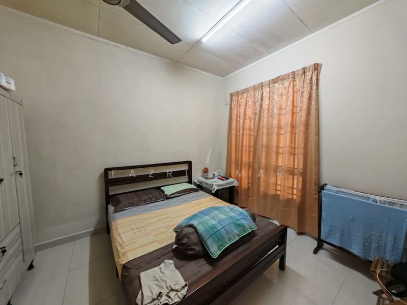 1-storey Terraced House for Sale in Bandar Bukit Raja (Klang) - Fazri Omar - Bedroom - PropertyGuru.com.my