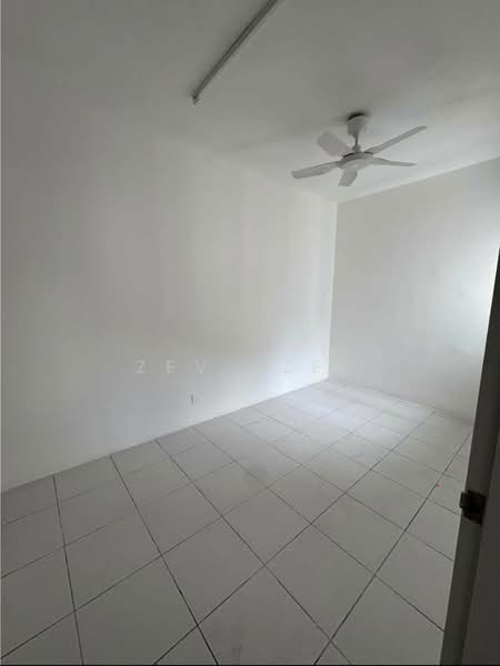 Condominium for Rent at Residensi Sateria - Zev Azez - Interior - PropertyGuru.com.my