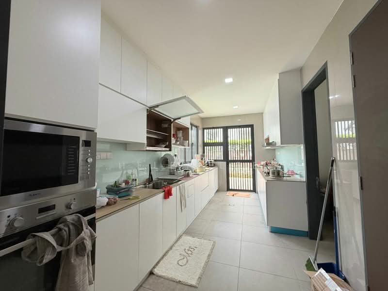 East Ledang untuk Untuk Dijual - RM 6,500,000, Mac 2026 - Kitchen - PropertyGuru.com.my