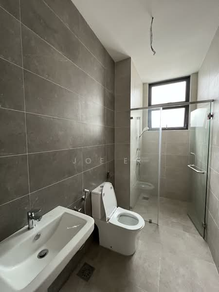 Taman Puchong Legenda untuk Untuk Dijual - RM 1,850,000, Mac 2026 - Bathroom - PropertyGuru.com.my