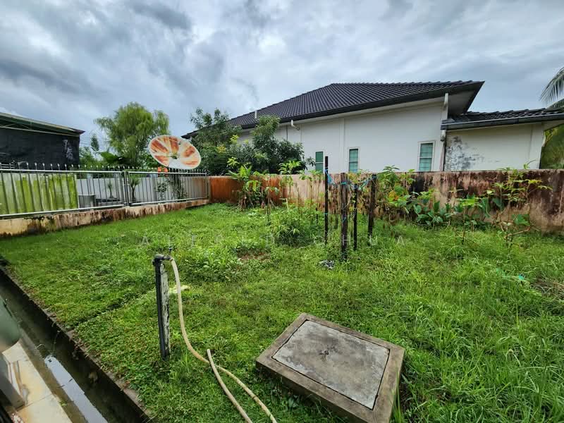 Semi-Detached House for Sale in Batu Kawa (Kuching) - Alfred Chua - Exterior - PropertyGuru.com.my