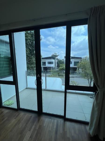 Semi-Detached House for Rent in Setia Eco Glades (Cyberjaya) - Carolyn Chee - Balcony (in Bedroom 2) - PropertyGuru.com.my