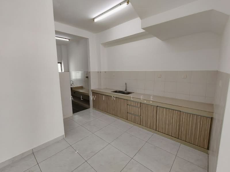 Setia Alam untuk Untuk Disewa - RM 1,800 /bulan, Mac 2026 - Kitchen - PropertyGuru.com.my