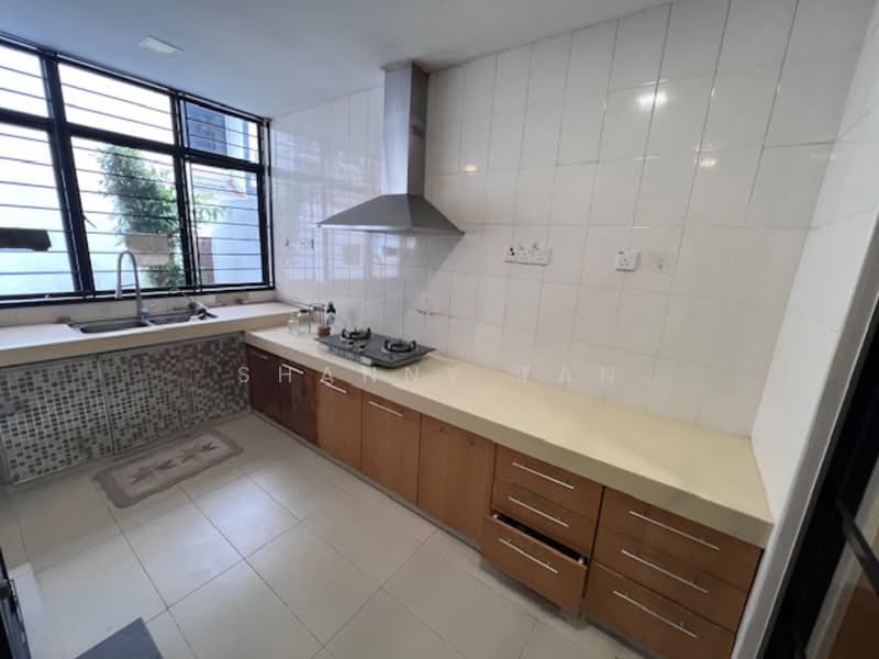 SL4 untuk Untuk Dijual - RM 1,580,000, Mac 2026 - Kitchen - PropertyGuru.com.my