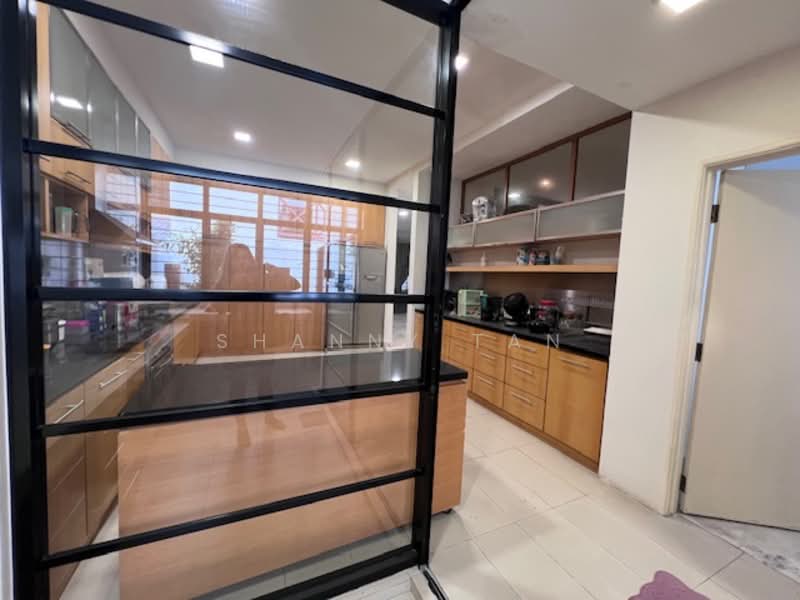 SL4 untuk Untuk Dijual - RM 1,580,000, Mac 2026 - Kitchen - PropertyGuru.com.my