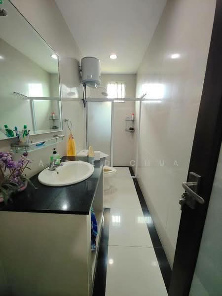 Semi-Detached House for Sale in Kuching (Sarawak) - Alfred Chua - Bathroom - PropertyGuru.com.my
