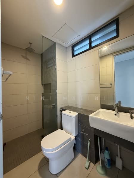 Servis Apartment untuk Disewa di Serini Melawati - Nini Malini - Bathroom - PropertyGuru.com.my