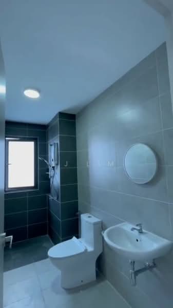 Servis Apartment untuk Disewa di M Oscar - JJ Lim - Bathroom - PropertyGuru.com.my