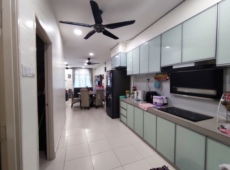 2.5-storey Terraced House for Sale in Taman Scientex Senai (Senai) - Bella Goh - Kitchen - PropertyGuru.com.my