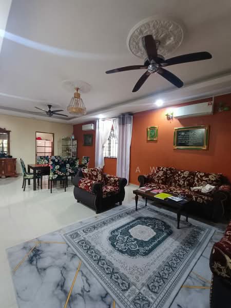 Taman Senangin untuk Untuk Dijual - RM 495,000, Mac 2026 - Living Room - PropertyGuru.com.my