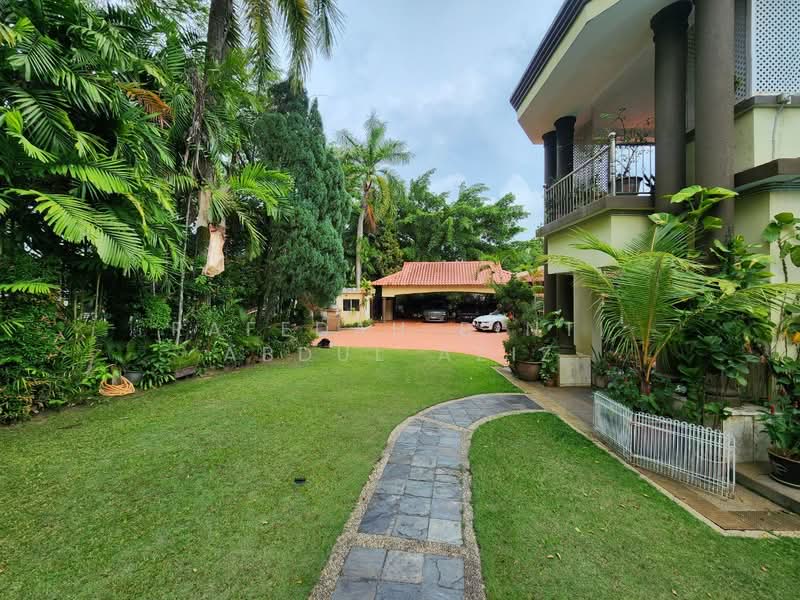 Bungalow for Sale in Seksyen 13 (Shah Alam) - Rafedah Binti Abdul Aziz - Exterior - PropertyGuru.com.my