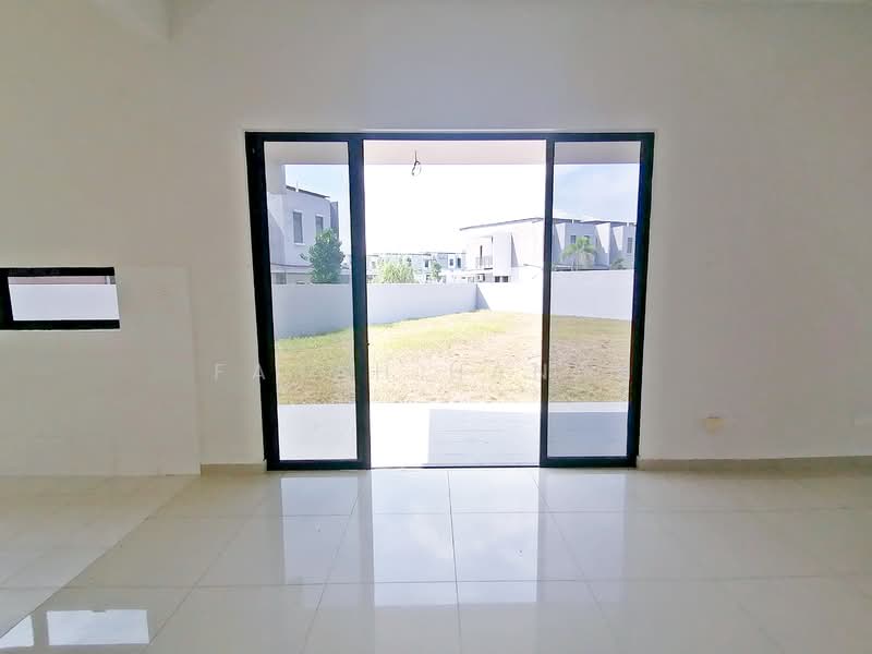 Terraced House for Sale in Semenyih (Selangor) - Farah Hanan - Dining Area - PropertyGuru.com.my