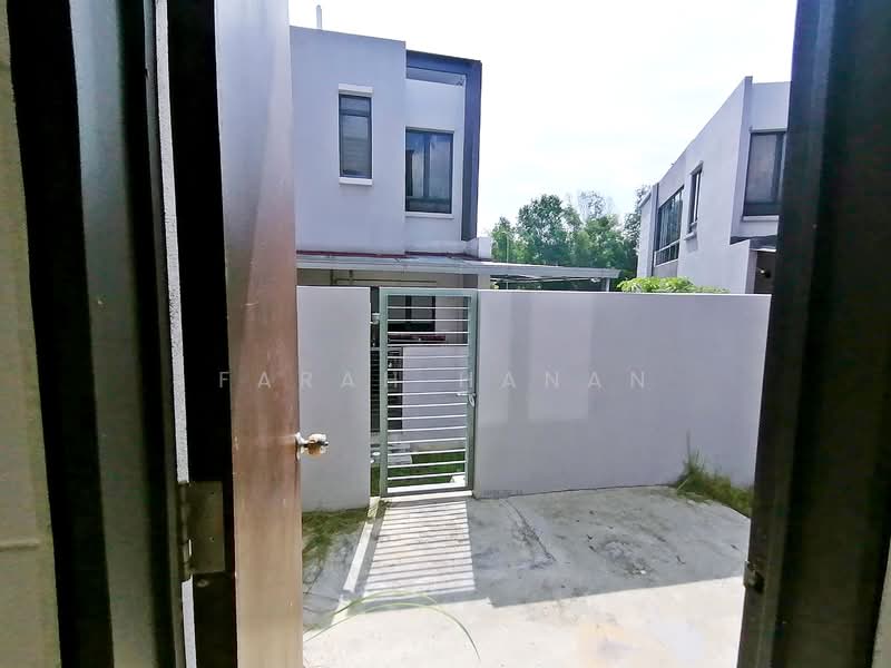 Terraced House for Sale in Semenyih (Selangor) - Farah Hanan - Backyard - PropertyGuru.com.my