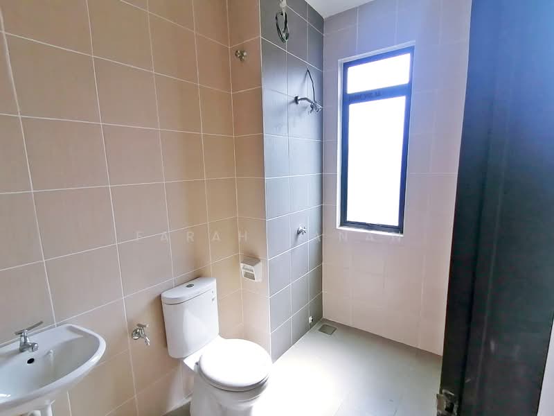 Terraced House for Sale in Semenyih (Selangor) - Farah Hanan - Bathroom 3 - PropertyGuru.com.my