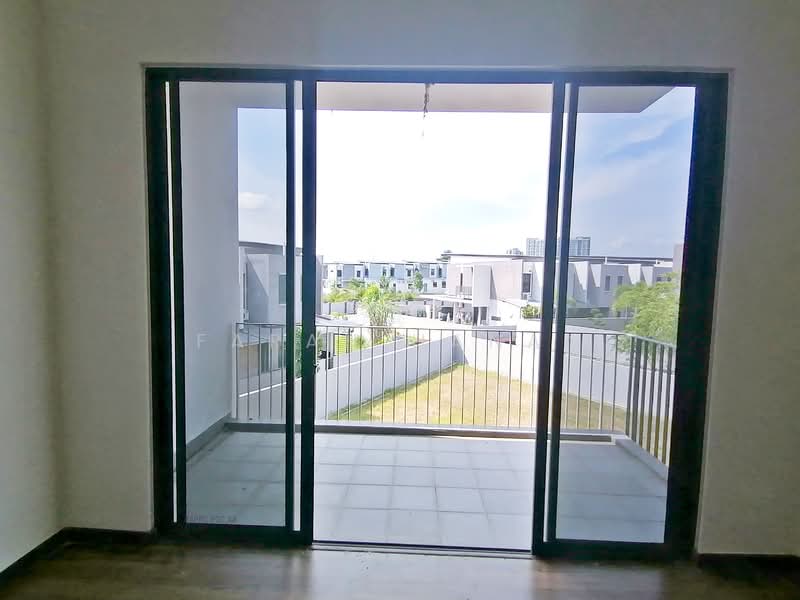 Terraced House for Sale in Semenyih (Selangor) - Farah Hanan - Balcony V1 - PropertyGuru.com.my