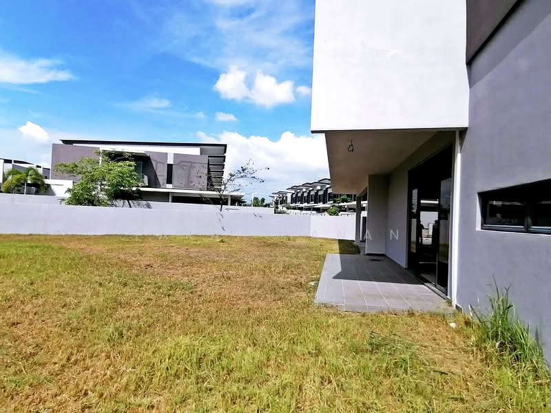 Terraced House for Sale in Semenyih (Selangor) - Farah Hanan - Exterior - PropertyGuru.com.my