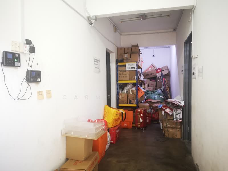 Factory for Sale in Bukit Kinrara Industrial Park (Puchong) - Carmen Lee - Corridor - PropertyGuru.com.my