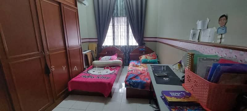 Taman Sri Andalas untuk Untuk Dijual - RM 560,000, Mac 2026 - Bedroom - PropertyGuru.com.my