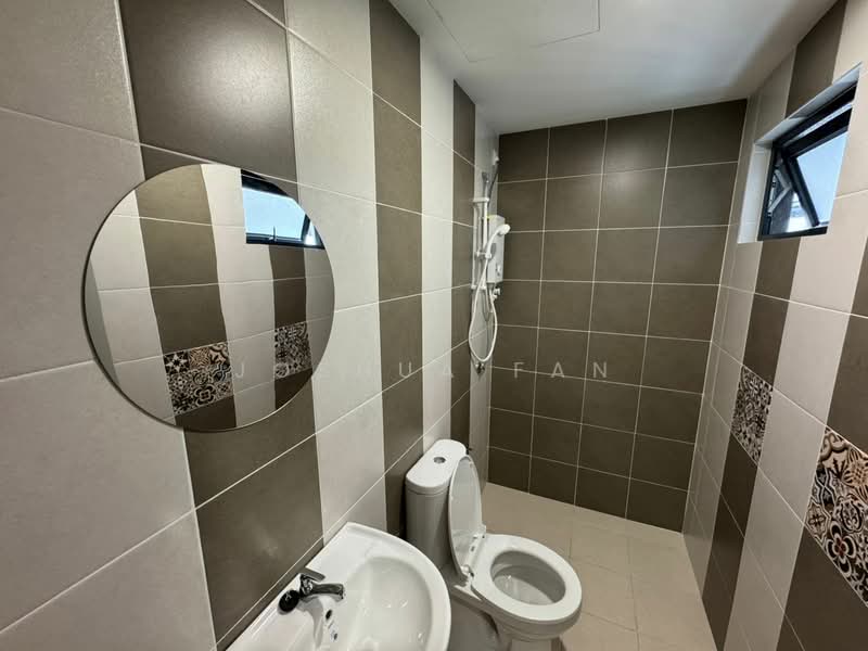 Residensi Emas untuk Untuk Disewa - RM 1,500 /bulan, Mac 2026 - Bathroom - PropertyGuru.com.my