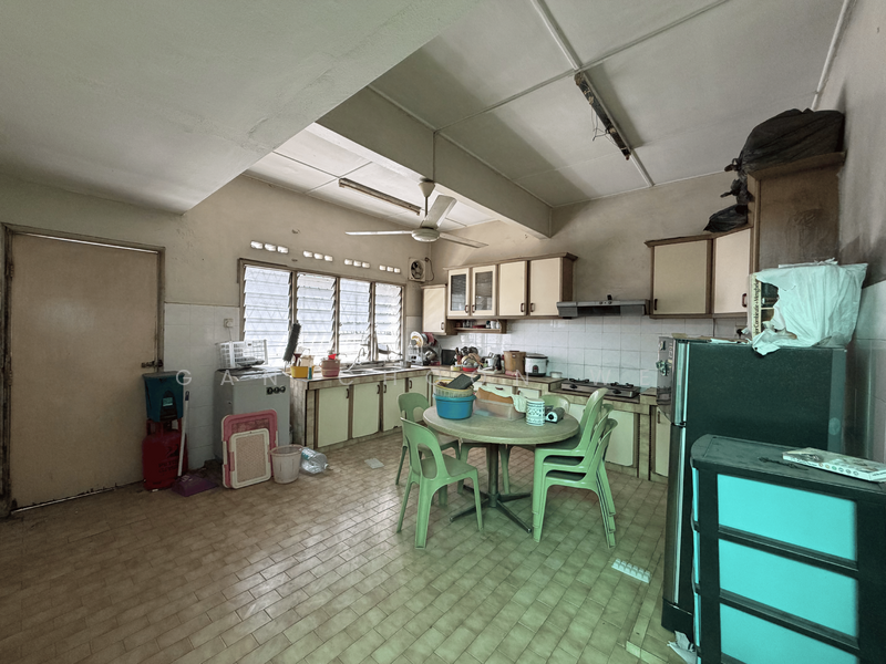1-storey Terraced House for Sale in Happy Garden (Kuchai Lama) - Gan Choon Wei - Kitchen - PropertyGuru.com.my