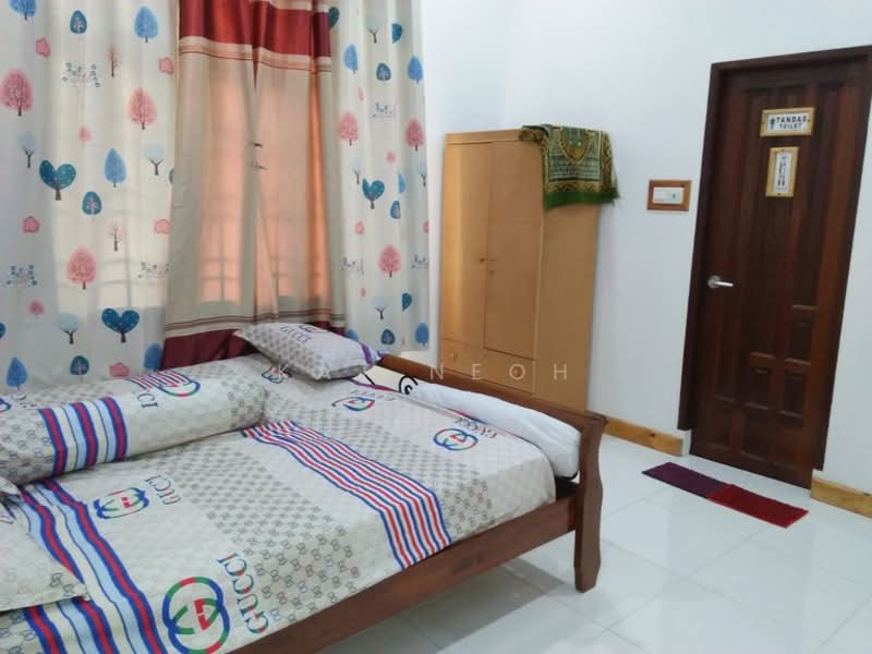 2-storey Terraced House for Sale in Taman Kelana Idaman (Ara Damansara) - KAT NEOH - Bedroom - PropertyGuru.com.my