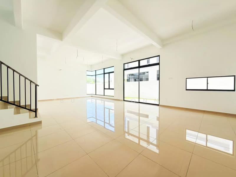 Cluster House for Sale in Horizon Hills (Iskandar Puteri (Nusajaya)) - Bu Ee Vonne - Living Room - PropertyGuru.com.my