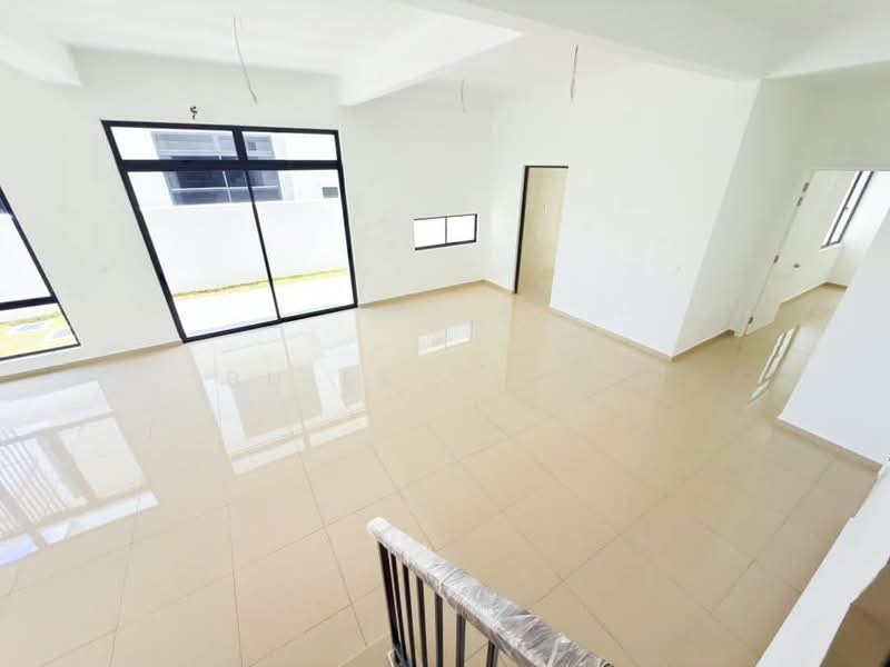 Cluster House for Sale in Horizon Hills (Iskandar Puteri (Nusajaya)) - Bu Ee Vonne - Living Room - PropertyGuru.com.my