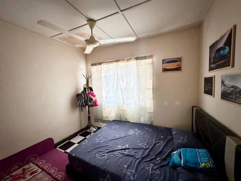 2-storey Terraced House for Sale in Taman Sri Putra (Banting) - Ajwad Azizan - Bedroom - PropertyGuru.com.my