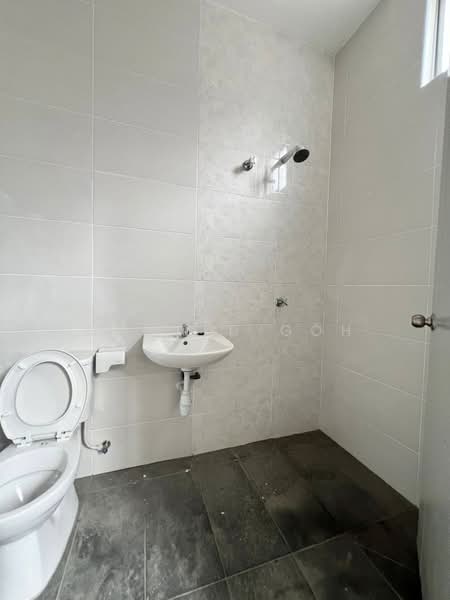 2-storey Terraced House for Sale in Bandar Baru Sri Klebang (Chemor) - Donald Goh - Bathroom - PropertyGuru.com.my