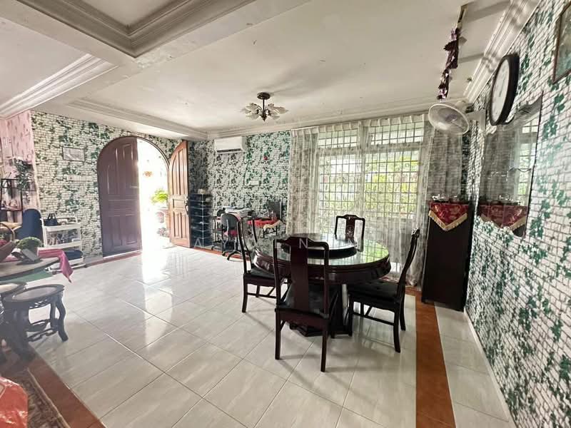 Semi-Detached House for Sale in Kempas (Johor Bahru) - Jayden Ng - Living Room - PropertyGuru.com.my