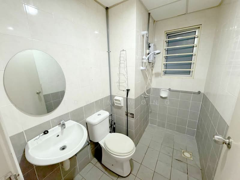 Condominium for Rent at Selayang Point - Edwin Wong - Bathroom - PropertyGuru.com.my