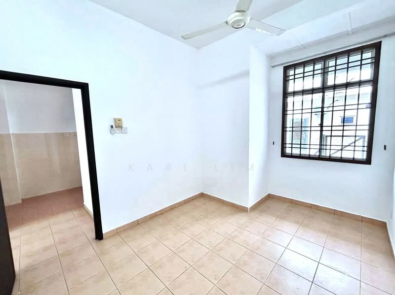 2-storey Terraced House for Sale in Taman Setia Indah (Tebrau) - Karl Lim - Interior - PropertyGuru.com.my
