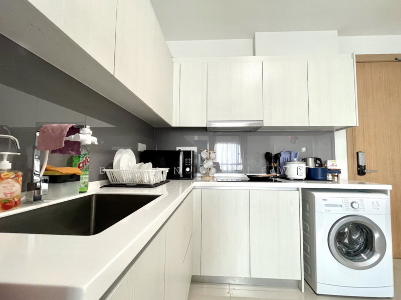 Service Residence for Sale at Suasana Iskandar Malaysia - Bryan Chiew - Kitchen - PropertyGuru.com.my