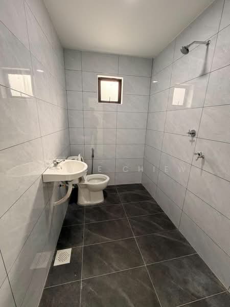 1-storey Terraced House for Sale in Skudai (Johor) - Grace Chiew - Bathroom - PropertyGuru.com.my