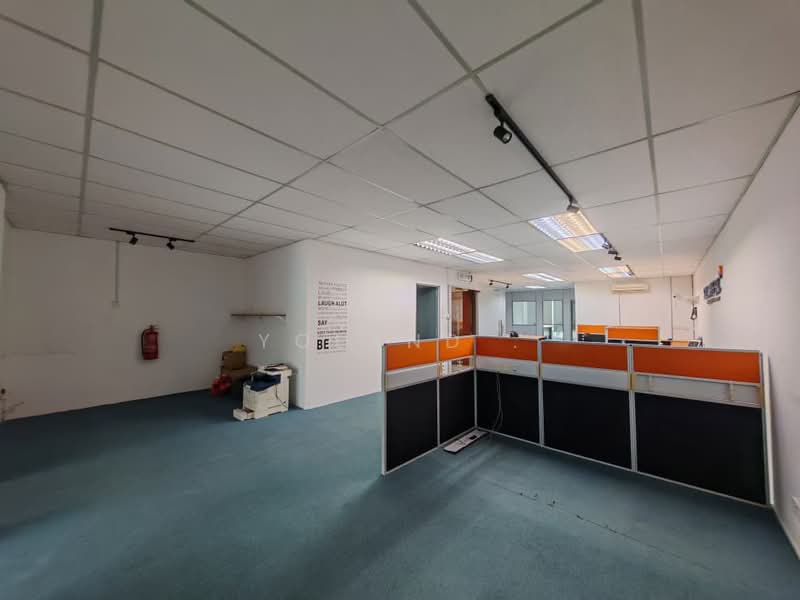 Shop / Office for Rent in Taman Molek (Johor Bahru) - Yoland . - Interior - PropertyGuru.com.my